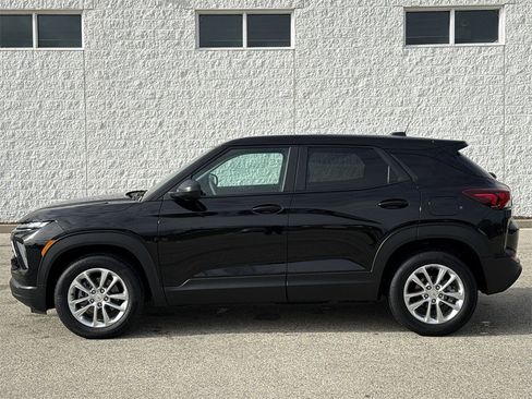 Used 2025 Chevrolet TrailBlazer LS w/ LS Convenience Package image 10