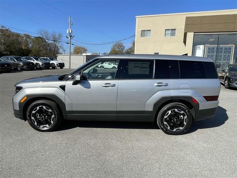 New 2026 Hyundai Santa Fe SE image 2