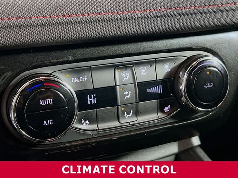 Used 2025 Chevrolet TrailBlazer RS w/ Convenience Package image 10