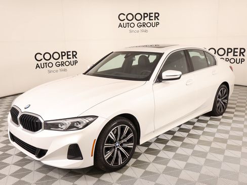 Used 2025 BMW 330i xDrive Sedan image 11