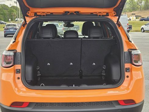 New 2026 Jeep Compass Latitude image 10