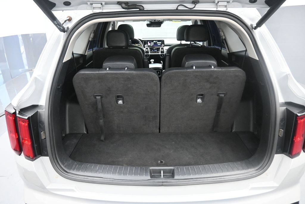 Used 2023 Kia Sorento SX AWD/4WD image 23