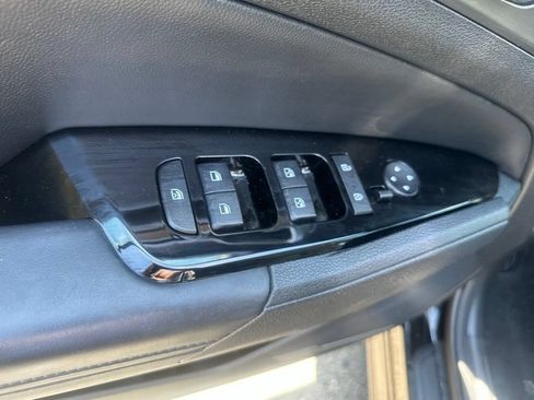 Used 2025 Kia Sportage EX w/ Premium Package AWD/4WD image 23