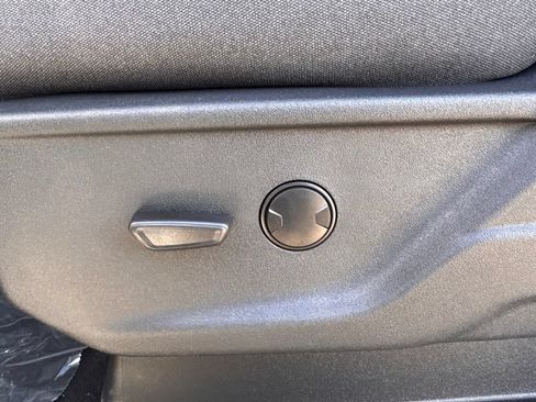 Used 2025 Ford F350 XLT AWD/4WD image 18