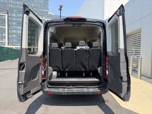 Used 2022 Ford Transit 350 XLT RWD image 14