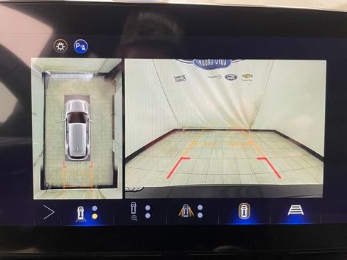 New 2026 Chevrolet Equinox LT w/ Safety and Technology Package AWD/4WD image 6