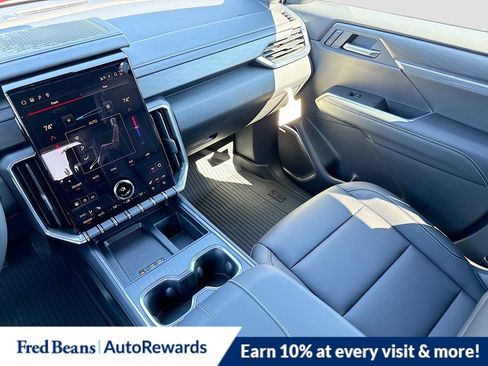 New 2026 GMC Acadia Elevation w/ Elevation Premium Package AWD/4WD image 28