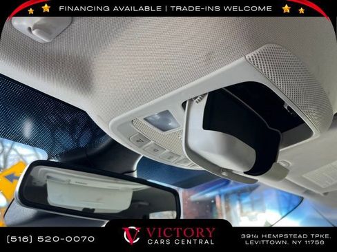 Used 2023 Ford Edge Titanium image 39