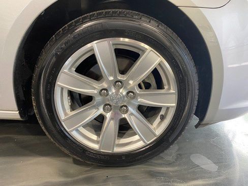 Used 2012 Buick LaCrosse Premium FWD image 9