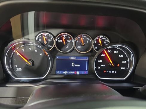 Used 2022 Chevrolet Silverado 1500 LT Trail Boss w/ Bed Protection Package AWD/4WD image 18