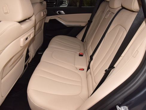 Used 2021 BMW X5 xDrive40i w/ Convenience Package image 14