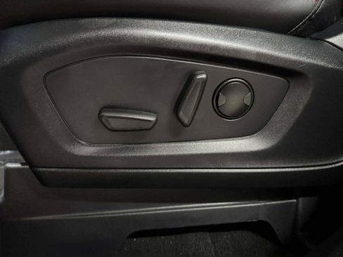 Used 2025 Ford Explorer ST AWD/4WD image 26