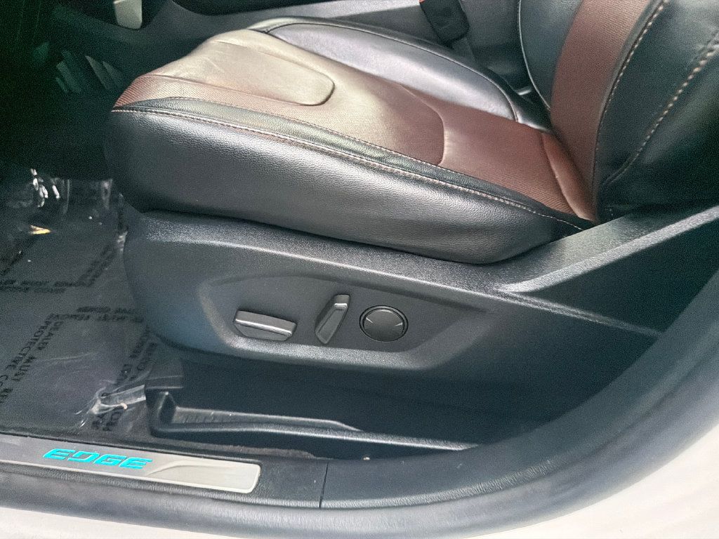 Used 2020 Ford Edge Titanium w/ Equipment Group 301A FWD image 10