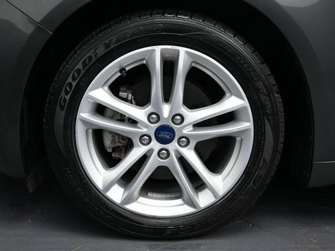 Used 2018 Ford Fusion S image 11