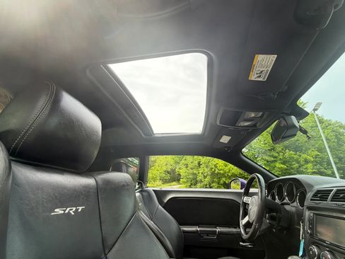 Used 2010 Dodge Challenger SRT8 w/ SRT Option Group II RWD image 21
