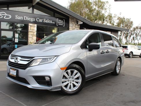 Used 2020 Honda Odyssey LX image 1