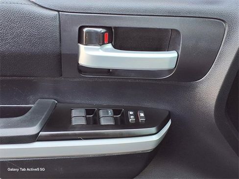Used 2020 Toyota Tundra SR5 w/ SR5 Upgrade Package image 18
