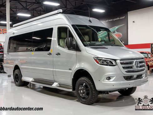 Used 2020 Mercedes-Benz Sprinter 3500 image 3