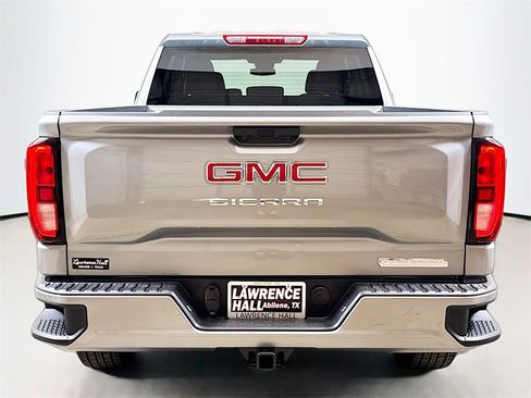 New 2026 GMC Sierra 1500 Elevation image 4
