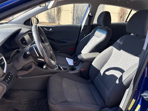 Used 2019 Hyundai Ioniq SEL image 16