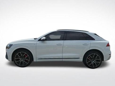 Used 2023 Audi Q8 Prestige w/ Prestige Package AWD/4WD image 9