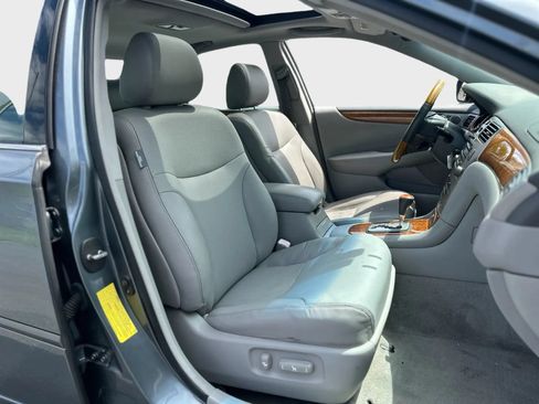 Used 2005 Lexus ES 330 w/ Preferred Accessory Pkg FWD image 28