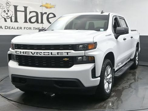 Used 2020 Chevrolet Silverado 1500 Custom w/ Custom Value Package AWD/4WD image 7