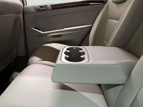 Used 2011 Mercedes-Benz ML 350 BlueTEC 4MATIC image 63