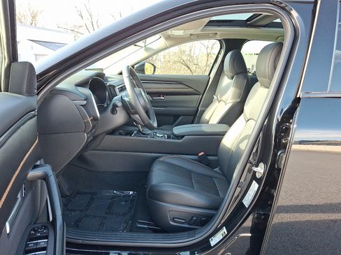 Certified 2025 MAZDA CX-50 AWD 2.5 Turbo w/ Weather Package image 15