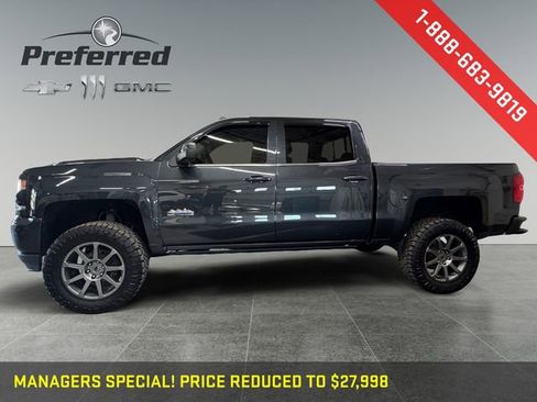 Used 2018 Chevrolet Silverado 1500 High Country image 3