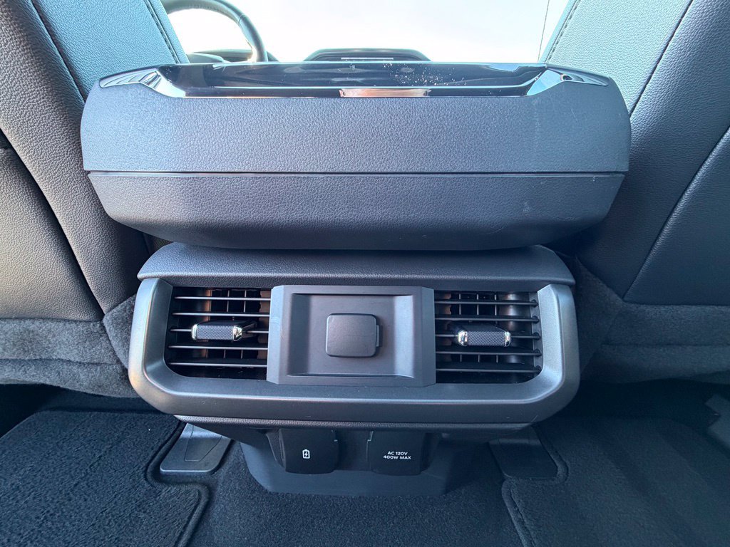 Used 2024 Ford F150 Lariat AWD/4WD image 8