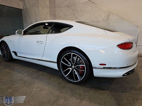 Used 2020 Bentley Continental GT V8 image 6
