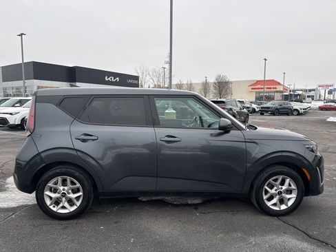 Used 2023 Kia Soul LX w/ Option Group 015 image 8