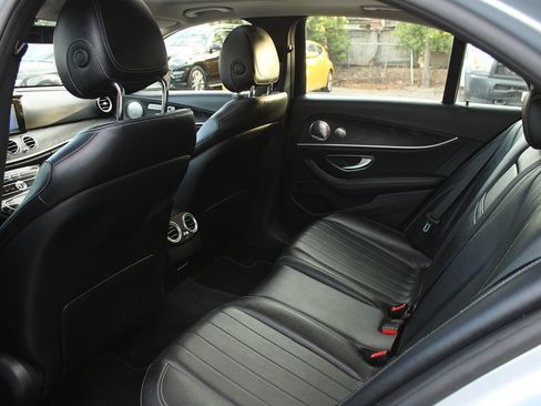 Used 2017 Mercedes-Benz E 300 image 33