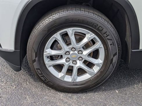 Used 2020 Chevrolet Traverse LT FWD image 10