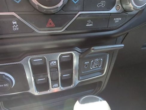 Certified 2022 Jeep Wrangler Unlimited Sport AWD/4WD image 17