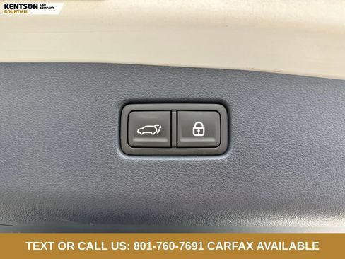 Used 2022 Genesis GV70 3.5T Sport w/ Sport Prestige Package AWD/4WD image 33
