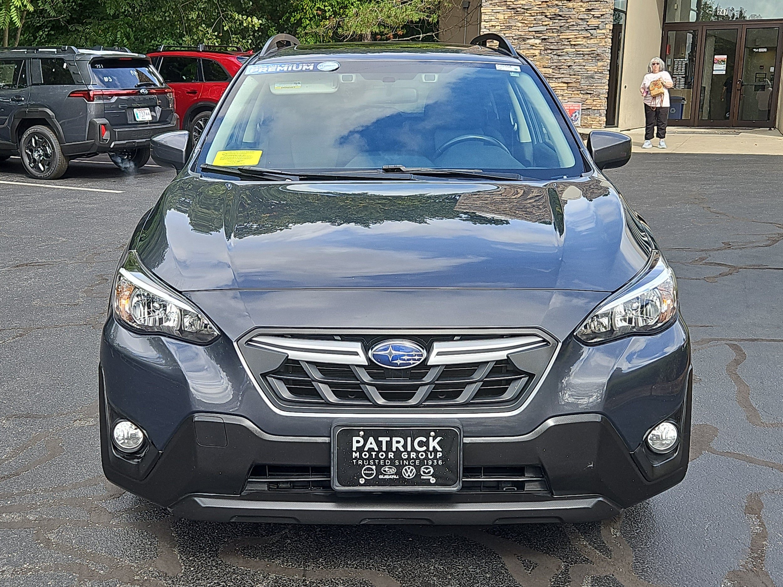 Used 2022 Subaru Crosstrek 2.0i Premium w/ Moonroof Package AWD/4WD image 21