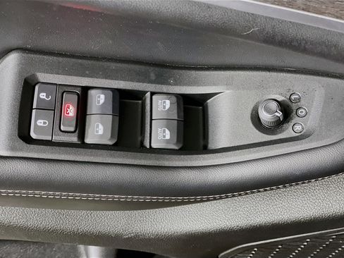 Used 2024 Jeep Grand Cherokee L Limited w/ Luxury Tech Group II image 15