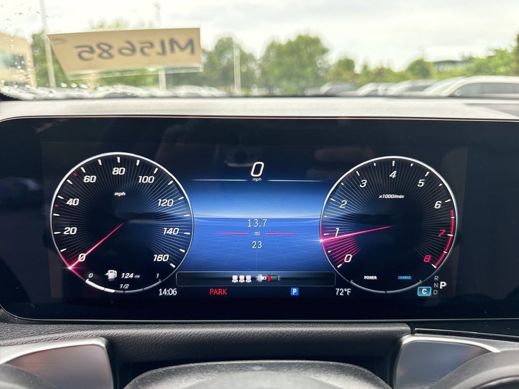 Certified 2025 Mercedes-Benz GLB 250 image 28