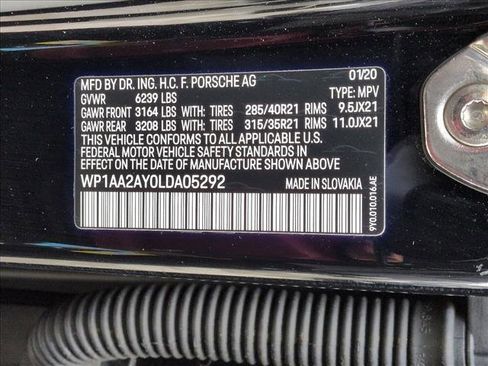 Used 2020 Porsche Cayenne image 27