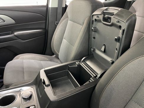 Certified 2018 Chevrolet Traverse LT image 31