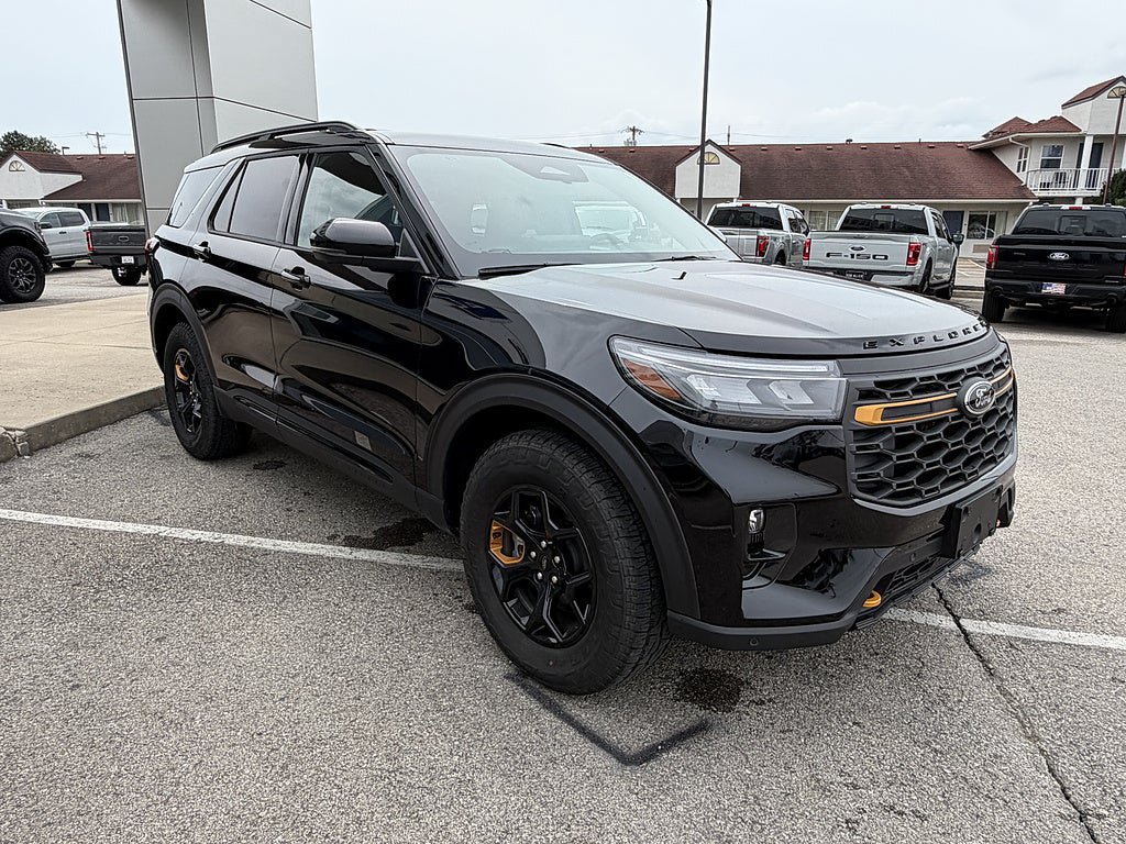 Used 2026 Ford Explorer Tremor w/ Tremor Ultimate Package AWD/4WD image 5