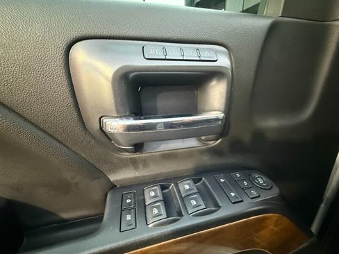 Used 2018 Chevrolet Silverado 2500 LTZ w/ Duramax Plus Package AWD/4WD image 18