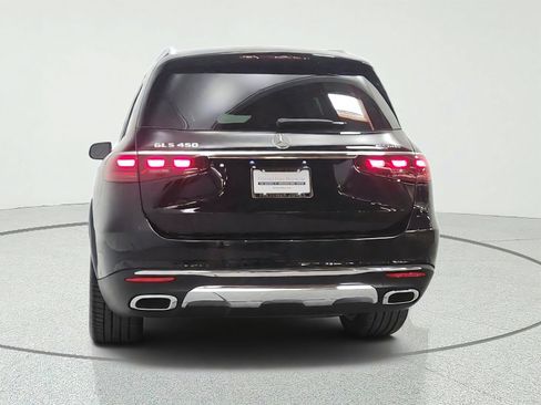 Certified 2026 Mercedes-Benz GLS 450 4MATIC image 6