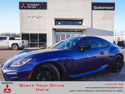 Used 2025 Toyota GR86 Premium image 1