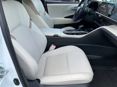 Used 2025 Toyota Crown w/ Advanced Technology Package AWD/4WD image 20
