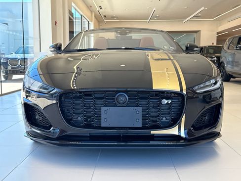 New 2024 Jaguar F-TYPE R image 2