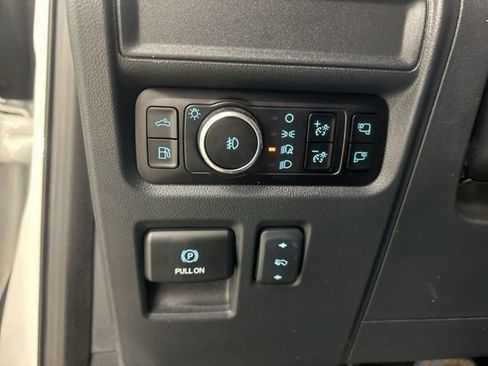 Used 2025 Ford F150 Platinum w/ Equipment Group 702A High image 16