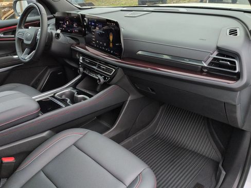 Certified 2025 Chevrolet Traverse Z71 w/ Enhanced Driving Package image 30